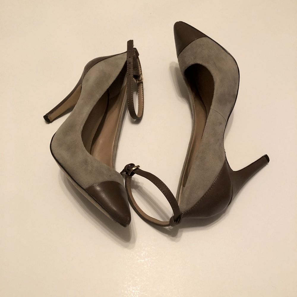 Banana Republic Stiletto Heels Size 6